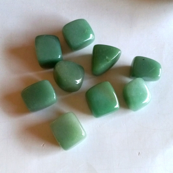 Bundle of Green Adventurine Tumbles - Picture 2 of 4